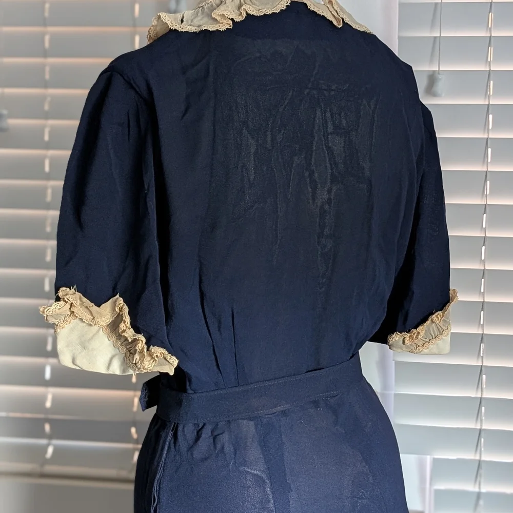 Vintage Navy Dress with Cream Lace Accents - Picture 11 of 15